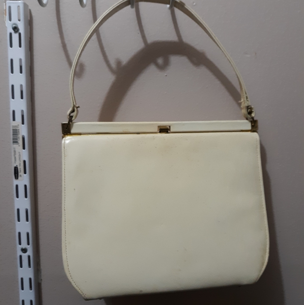 LENNOX Bags Vintage Retro Hinged Handbag Purse white handle is not perfect